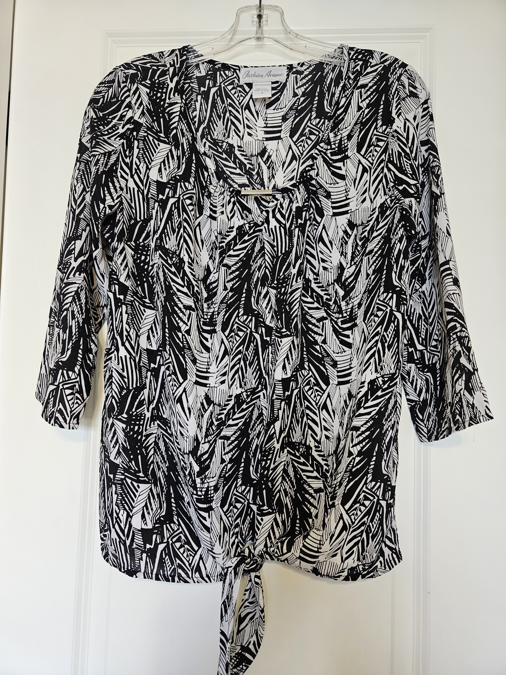 Black & White Printed Tie-Front Blouse by